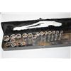 Image 2 : Socket set various sizes with metal box