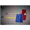 Image 2 : Snow shovels (2)