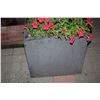 Image 2 : Outdoor planter (stone) 18" x 18" x 18"