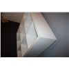 Image 5 : White organizing shelf (43.5" x 43.5" x 11.5")