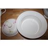 Image 6 : Serving dishes (4 pieces)