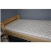Image 2 : Twin bed with mattress