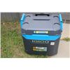 Image 1 : 19x21 igloo cooler on wheels