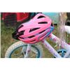 Image 2 : Little girl bike with helmet