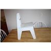 Image 3 : 22" T x 13.5" D Children's wood chair