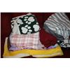 Image 2 : Various throw blankets