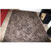 Image 1 : 8' x 5.5' area rug