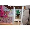 Image 3 : Barbie doll house - 33.5" W x 15" D x 47.5" T