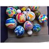 Image 4 : (35) Rubber Bouncy Balls