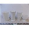 Image 1 : (4) White Glass Vases