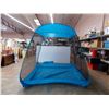 Image 1 : *Collapsible Tent