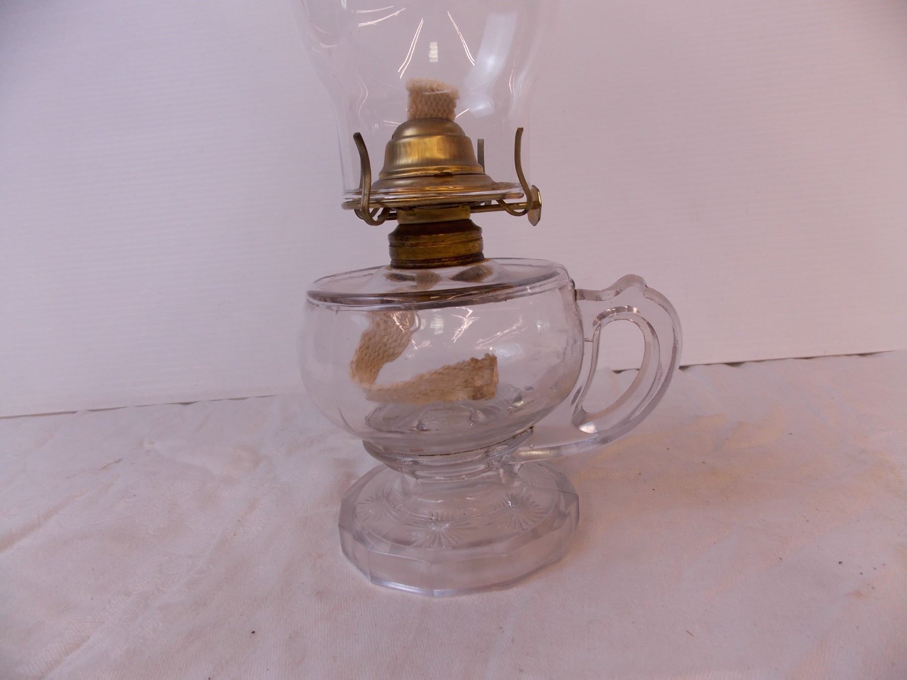 Glass Kerosene Lamp w/ Handle (with chimney)