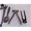 Image 2 : (8) Misc Items