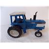 Image 2 : Ford TW-25 diecast tractor