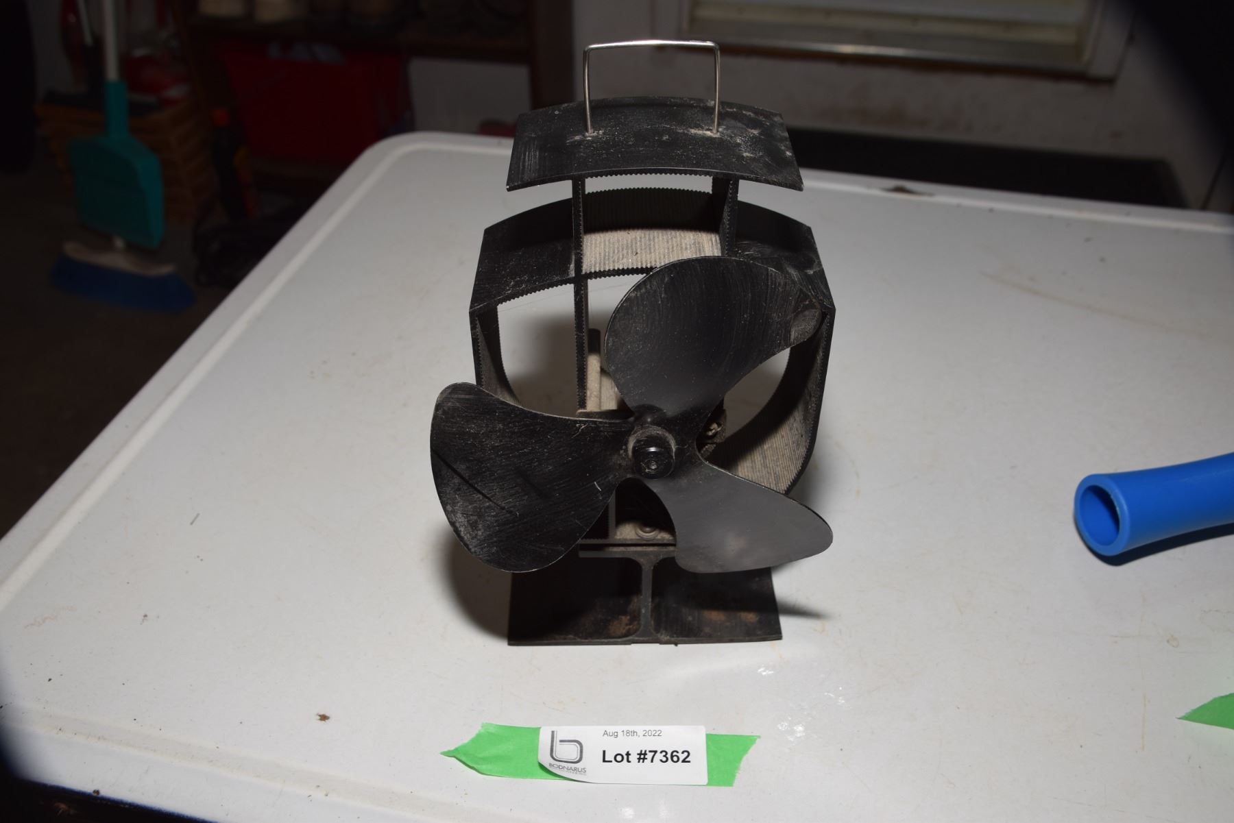 Wood burning stove fan (runs off heat)