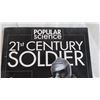 Image 2 : Popular Science 21st Century Soldier Book