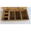Image 4 : Royal Yeast Cakes wooden crate