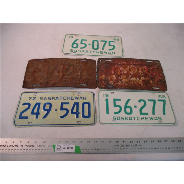 (5) Sask License Plates