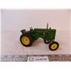 Image 1 : DieCast John Deere model M Tractor 1:16