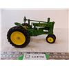 Image 1 : Diecast John Deere Model G Tractor 1:16