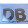 Image 1 : Brass “B” and “D”
