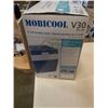 Image 2 : MOBICOOL V30 12 VOLT PORTABLE COOLER - TESTED WORKING