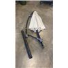 Image 1 : CANTELEVER PATIO UMBRELLA AND UMBRELLA BASE