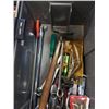Image 9 : TOOLBOX WITH CONTENTS AND BOX OF DOORKNOBS