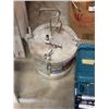 Image 2 : 3 PAINT SPRAYERS AND MAKITA CORDLESS DRILL