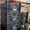 Image 1 : 5 BLACK STACKING CRATES