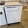 Image 1 : GE PORTABLE DISHWASHER WORKING