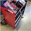 Image 2 : BLUE AND RED ORGANIZER WITH CONTENTS BOTH BLENDERS ARE WORKING