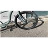 Image 3 : SPRAYED GREY CCM BIKE