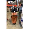 Image 1 : GOLF BAG WITH CLUBS