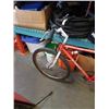 Image 3 : RED NISHIKI BIKE