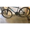 Image 2 : GREY/BLUE HUFFY BIKE