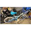 Image 2 : FROZEN KIDS BIKE AND THE BLADE SCOOTER