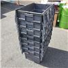 Image 1 : 7 STORAGE TOTES WITH BUILT IN LIDS