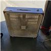Image 1 : 22" BOX FAN WORKING