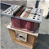 Image 2 : DELTA TABLE SAW ON STAND
