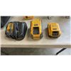Image 2 : DEWALT 20VMAX CORDLESS TOOL SET - INCLUDES BRUSHLESS 1/4 INCH IMPACT GUN, 1/4 INCH IMPACT DRIVER, 1/