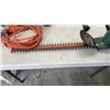 Image 2 : REMINTON ELECTRIC CHAINSAW WITH B&D ELECTRIC HEDGER AND TROUBLE LIGHT