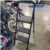 Image 1 : 3 STEP GORILLA  A FRAME LADDER