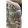Image 2 : BASKET OF BAKEWARE, MIXING BOWLS