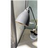 Image 8 : MIKASA DISHES AND STONE BASE TABLE LAMP