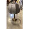 Image 2 : 5 HARD WIRED LAMPS