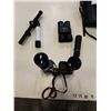 Image 8 : BINOCULARS 7 X 35MM, 4 X 30MM AND SPOTTING SCOPES