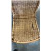 Image 3 : WICKER CHAIR AND METAL PLANTER STAND