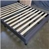 Image 2 : MODERN QUEENSIZE PLATFORM BEDFRAME