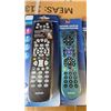 Image 8 : 5 UNIVERSAL REMOTES WITH CONTOUR HD ANTENNA AND CLASSIC HD ANTENNA